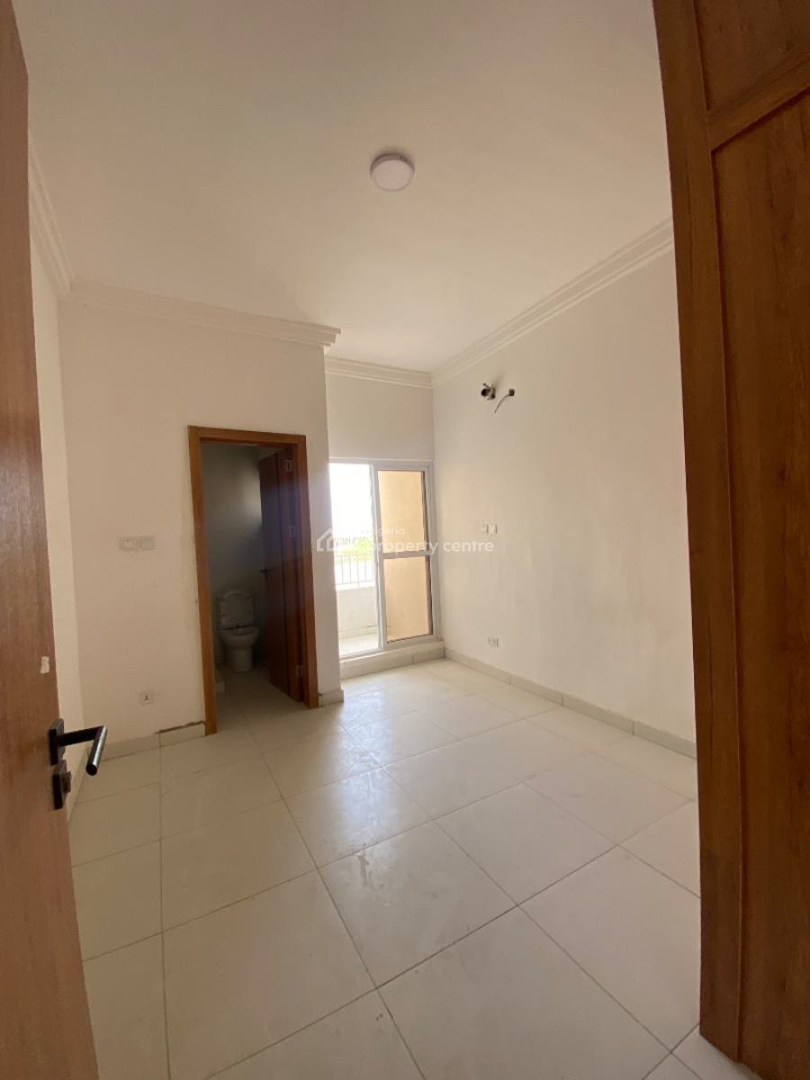Brand New Fully Serviced 3 Bedrooms Flat with 24 Hours Power, Western Foreshore Estate, Osapa, Lekki, Lagos, Flat / Apartment for Rent