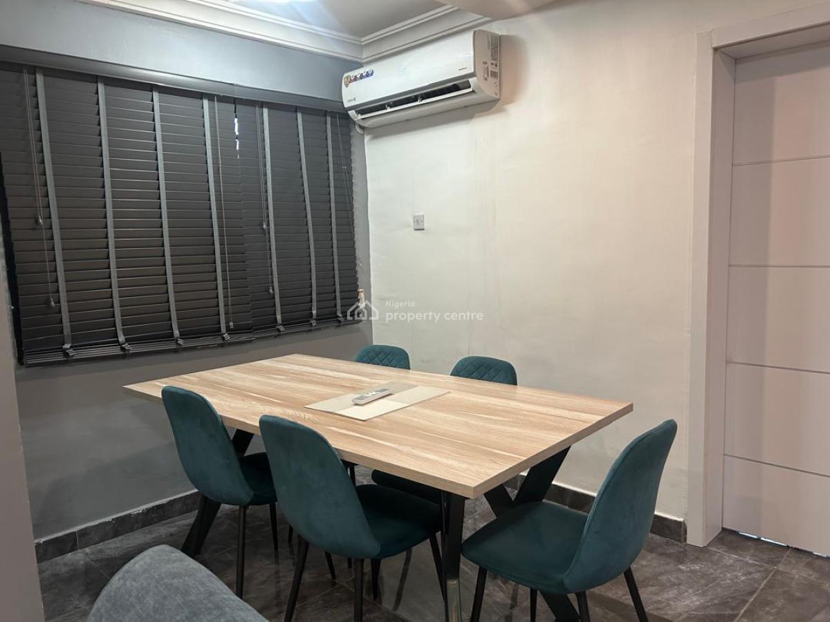 Cozy 2 Bedroom Apartment, Agoro Odiyan Street, Off Adeola Odeku, Victoria Island (vi), Lagos, Flat / Apartment Short Let