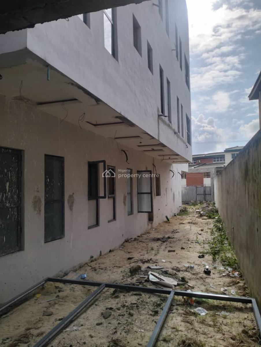 an Uncompleted Commercial Building, Directly on Agungi Ajiran Road, Lekki, Lagos, Hotel / Guest House for Sale