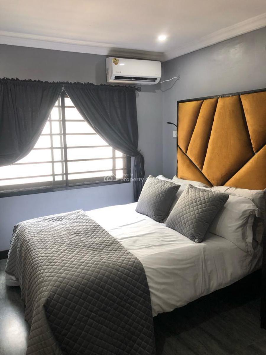 Cozy 3 Bedroom Apartment, Agoro Odiyan Street, Off Adeola Odeku, Victoria Island (vi), Lagos, Flat / Apartment Short Let