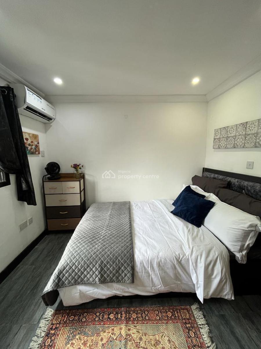Cozy 3 Bedroom Apartment, Agoro Odiyan Street, Off Adeola Odeku, Victoria Island (vi), Lagos, Flat / Apartment Short Let