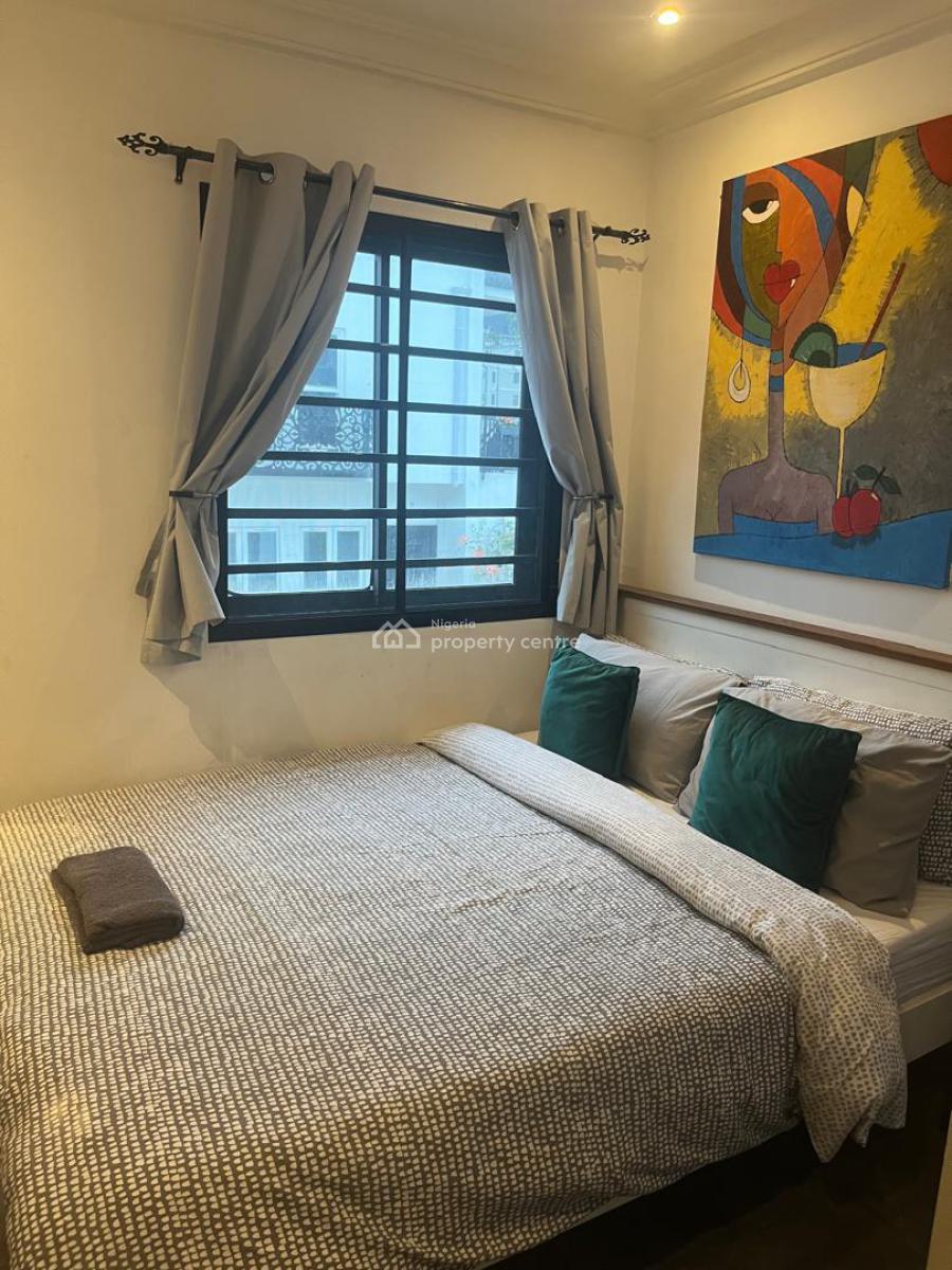 Cozy 3 Bedroom Apartment, Agoro Odiyan Street, Off Adeola Odeku, Victoria Island (vi), Lagos, Flat / Apartment Short Let