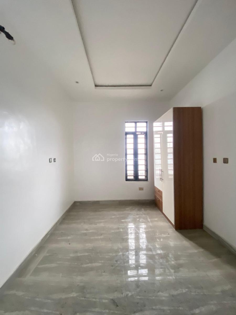 5 Bedroom Semi Detached Duplex with Bq, Ologolo, Lekki, Lagos, Semi-detached Duplex for Sale