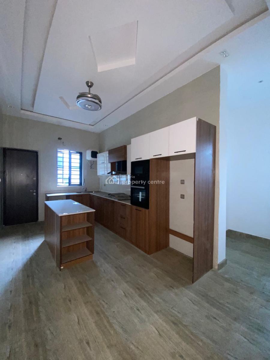 5 Bedroom Semi Detached Duplex with Bq, Ologolo, Lekki, Lagos, Semi-detached Duplex for Sale