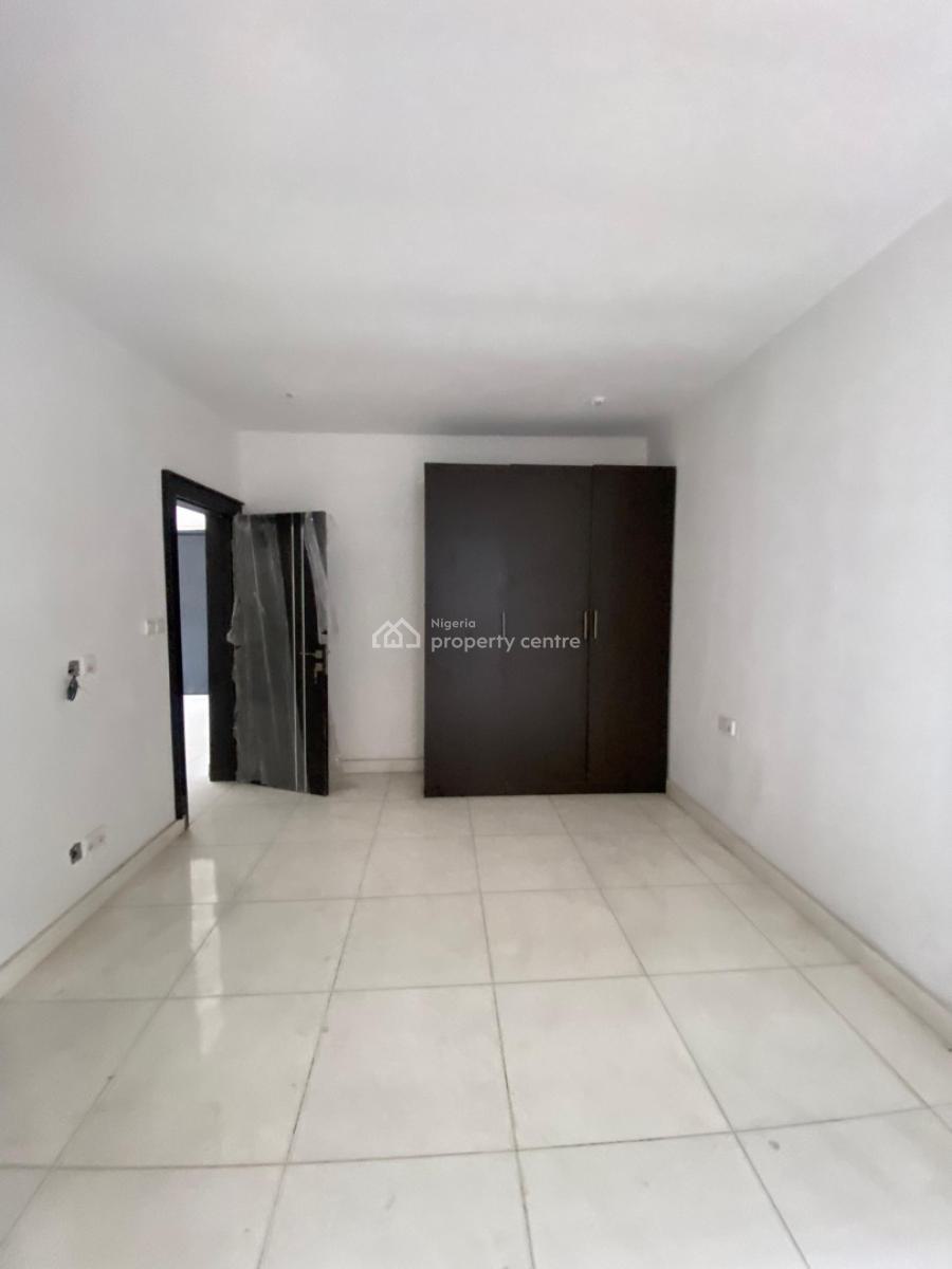 2 Bedroom Flat Apartment, Ologolo, Lekki, Lagos, Flat / Apartment for Sale