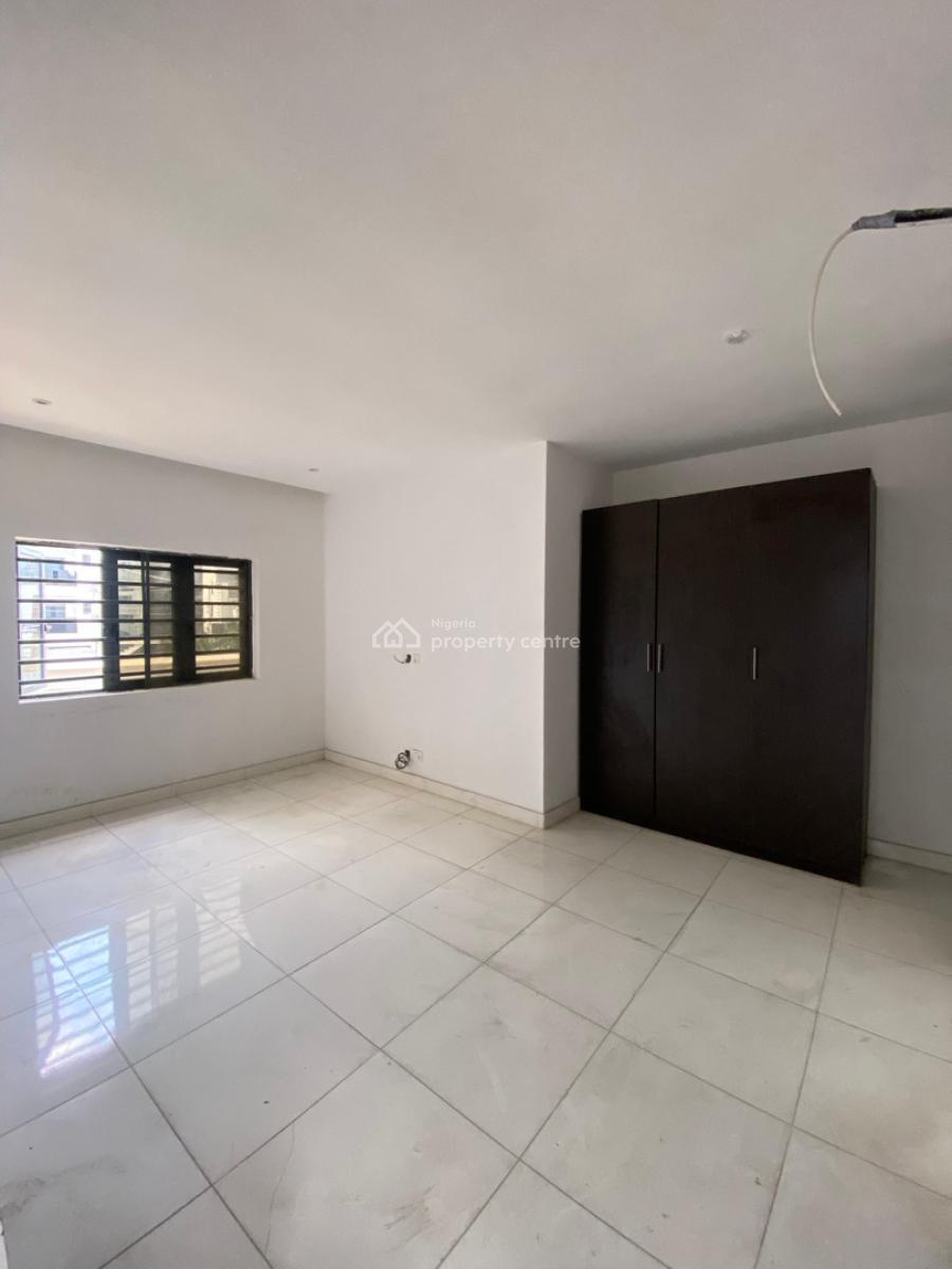 2 Bedroom Flat Apartment, Ologolo, Lekki, Lagos, Flat / Apartment for Sale