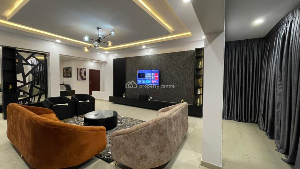 Cozy 3 Bedroom Apartment, Lasode Crescent, Victoria Island (vi), Lagos, Flat / Apartment Short Let