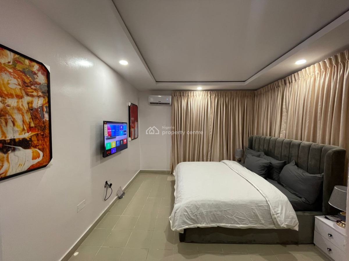 Cozy 3 Bedroom Apartment, Lasode Crescent, Victoria Island (vi), Lagos, Flat / Apartment Short Let