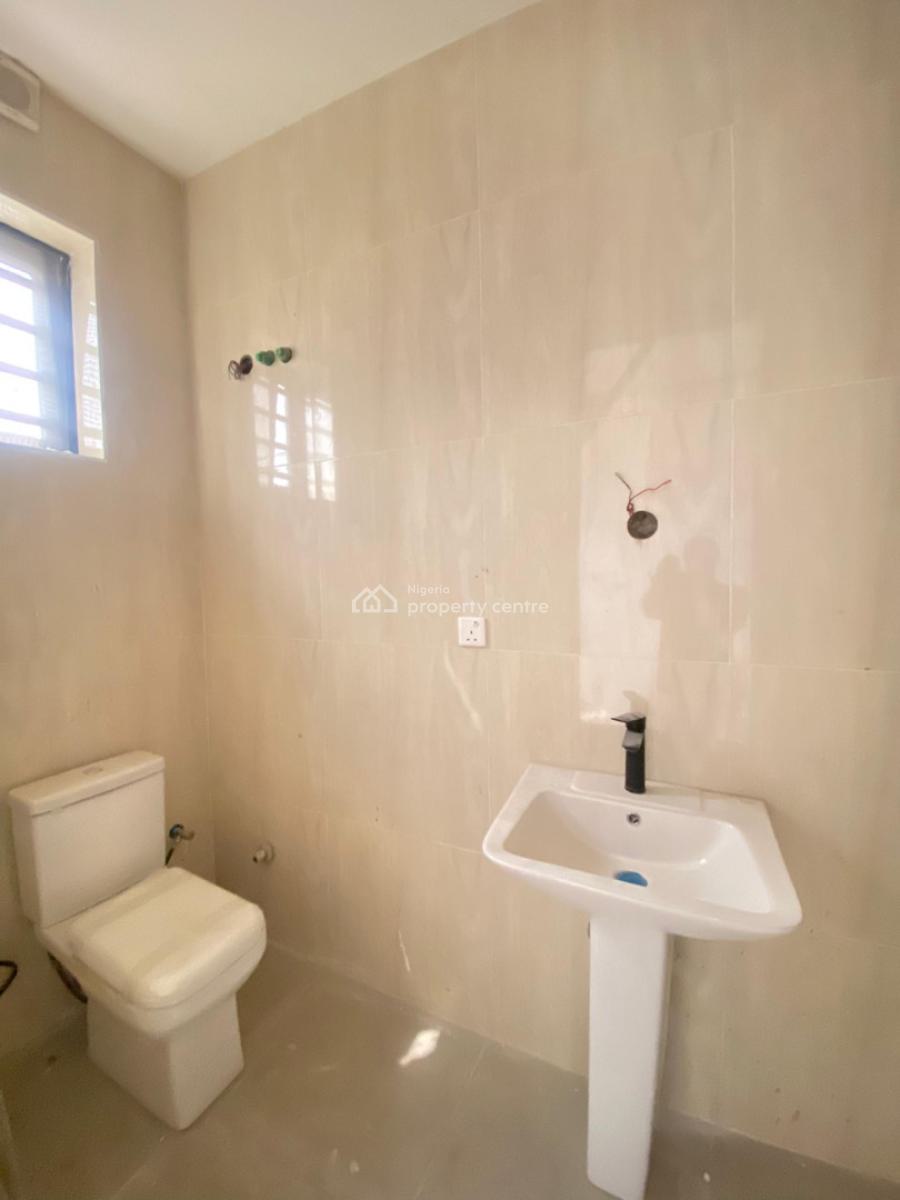 4 Bedroom Terrace Duplex with Bq, Ologolo, Lekki, Lagos, Terraced Duplex for Sale