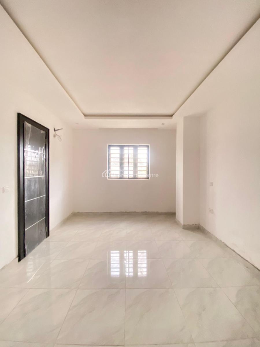 4 Bedroom Terrace Duplex with Bq, Ologolo, Lekki, Lagos, Terraced Duplex for Sale