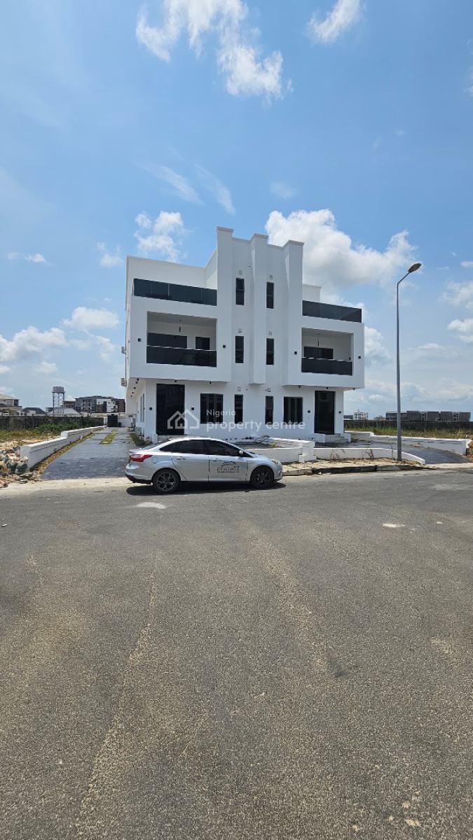 4 Bedrooms Semi-detached Duplex, Cowrie Creek Estates, Osapa, Lekki, Lagos, Semi-detached Duplex for Sale