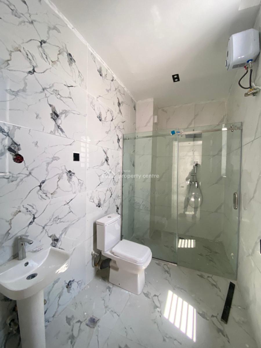 2 Bedroom Apartment, Ologolo, Lekki, Lagos, Flat / Apartment for Sale