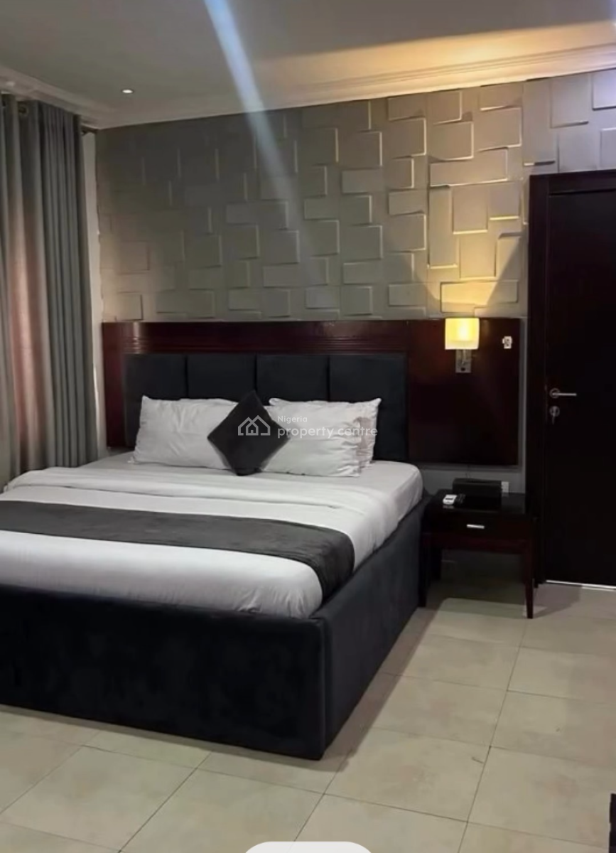 Furniture Or Unfurnished 2 Bedroom Apartment, By Beside, Lekki Phase 1, Lekki, Lagos, House for Rent