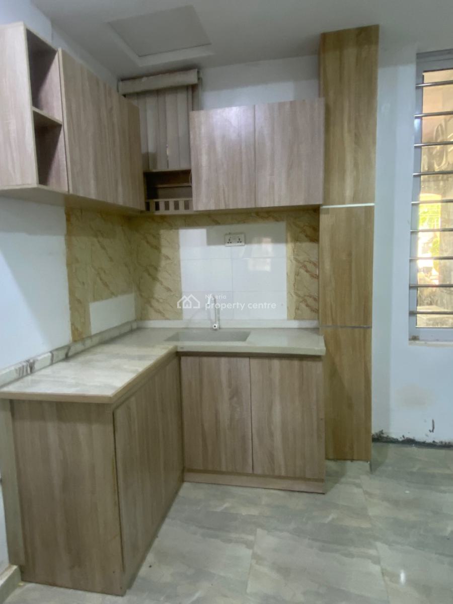 Luxury Mini Flat, Admiralty Way, Lekki Phase 1, Lekki, Lagos, Mini Flat (room and Parlour) for Rent
