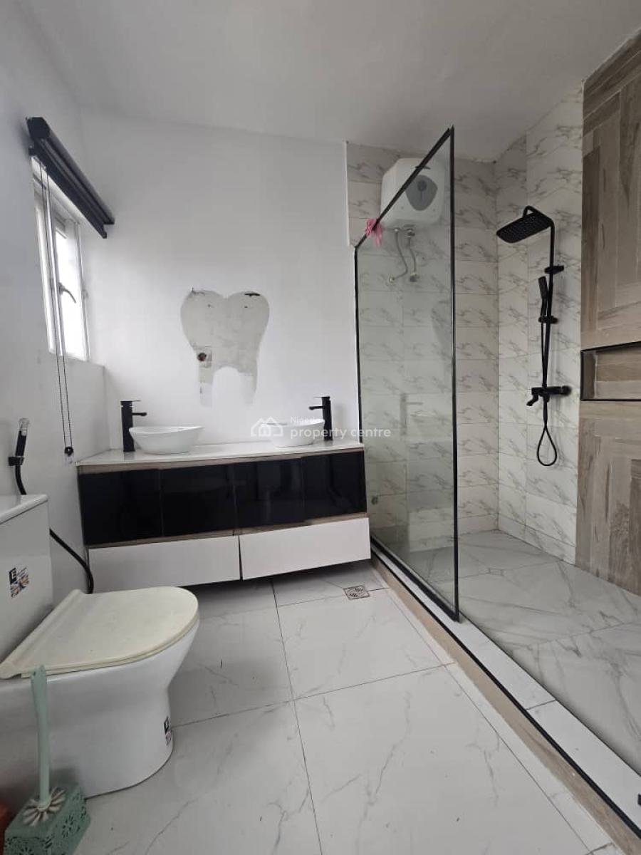 Exquisite 3 Bedroom Apartment, Lekki Phase 1, Lekki, Lagos, Flat / Apartment for Rent