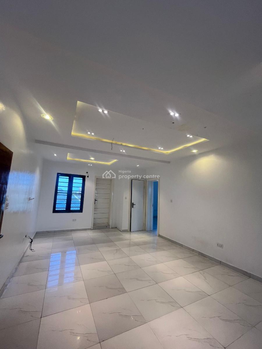 Neatly Built 2 Bedroom Terrace Apartment, Ikate Elegushi, Lekki, Lagos, Flat / Apartment for Sale