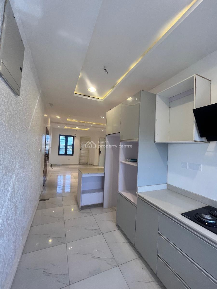 Neatly Built 2 Bedroom Terrace Apartment, Ikate Elegushi, Lekki, Lagos, Flat / Apartment for Sale