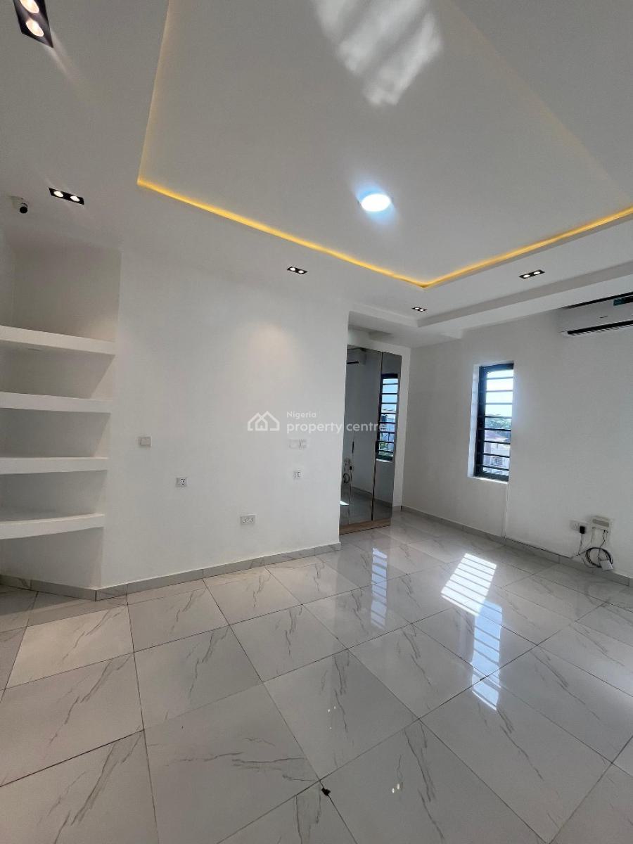 Neatly Built 2 Bedroom Terrace Apartment, Ikate Elegushi, Lekki, Lagos, Flat / Apartment for Sale