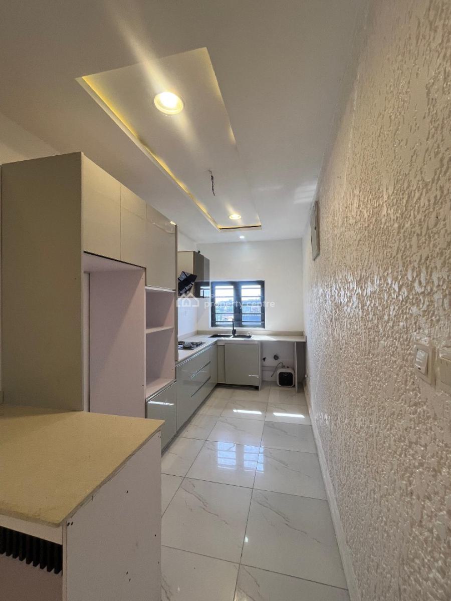 Neatly Built 2 Bedroom Terrace Apartment, Ikate Elegushi, Lekki, Lagos, Flat / Apartment for Sale