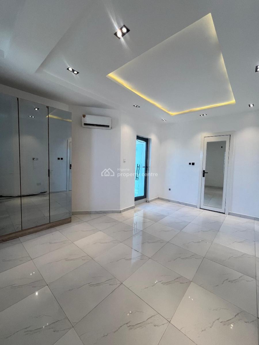 Neatly Built 2 Bedroom Terrace Apartment, Ikate Elegushi, Lekki, Lagos, Flat / Apartment for Sale
