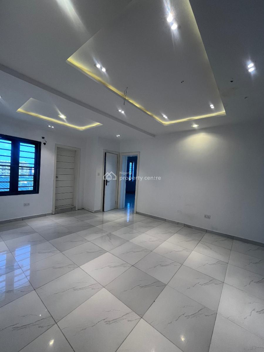 Neatly Built 2 Bedroom Terrace Apartment, Ikate Elegushi, Lekki, Lagos, Flat / Apartment for Sale