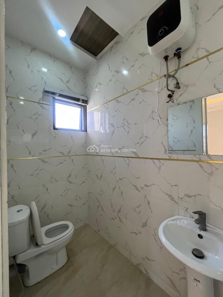 Neatly Built 2 Bedroom Terrace Apartment, Ikate Elegushi, Lekki, Lagos, Flat / Apartment for Sale