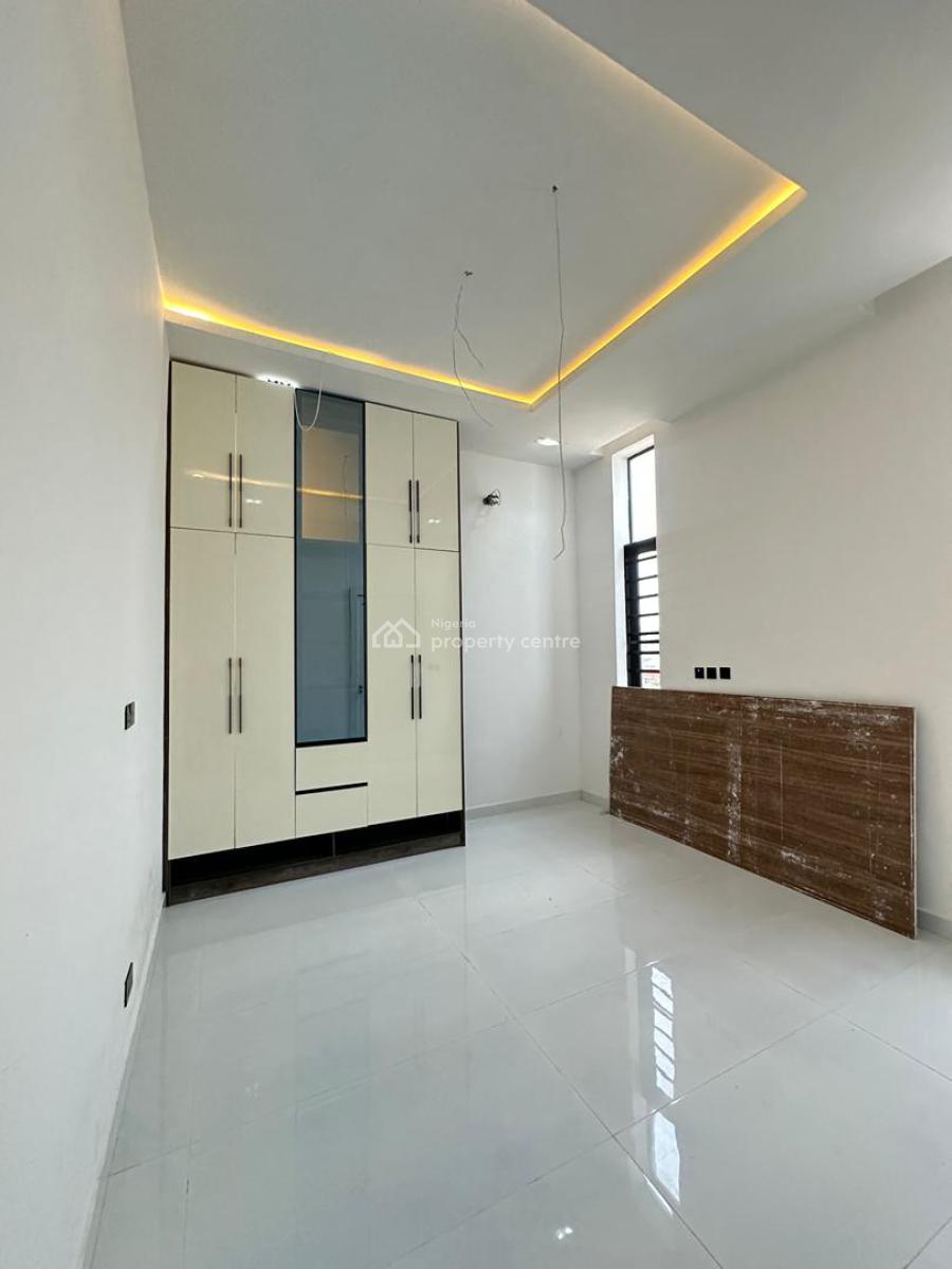 Exquisite Spacious 5 Bedroom Fully Detached Duplex with Bq and Pool, Chevron, Lekki, Lagos, Detached Duplex for Sale