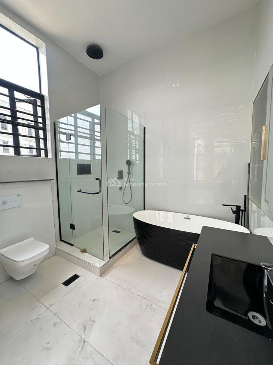 Exquisite Spacious 5 Bedroom Fully Detached Duplex with Bq and Pool, Chevron, Lekki, Lagos, Detached Duplex for Sale