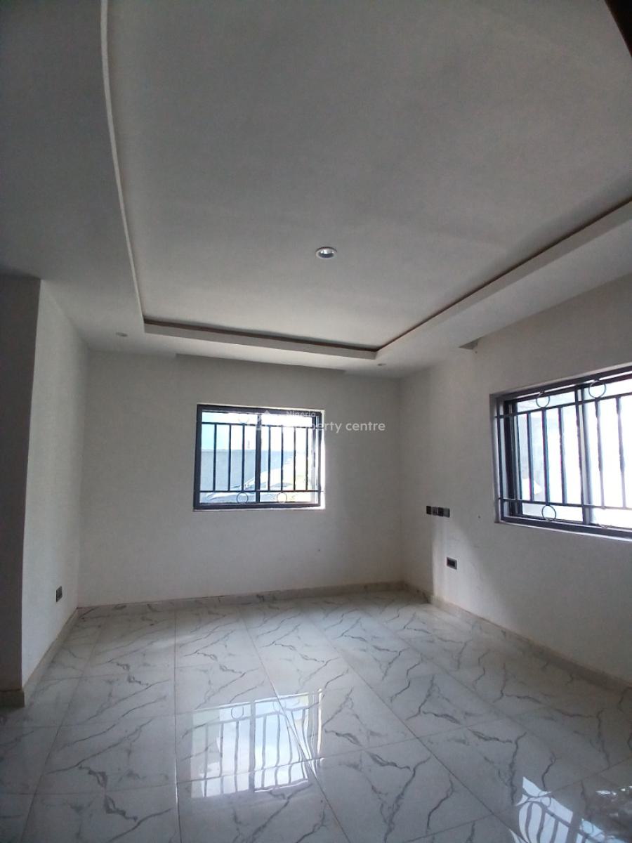 Well Built, Smart 3 Bedroom Block of Flat, Guzape Abuja Diplomatic Zone, Guzape District, Abuja, House for Rent
