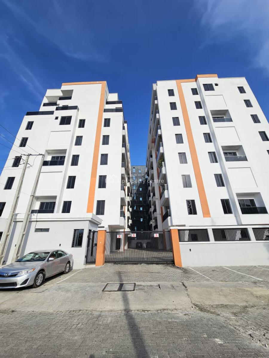 Outstanding Luxury Spacious 5 Bedroom Penthouse with Bq, Lekki Phase 1, Lekki, Lagos, Flat / Apartment for Sale