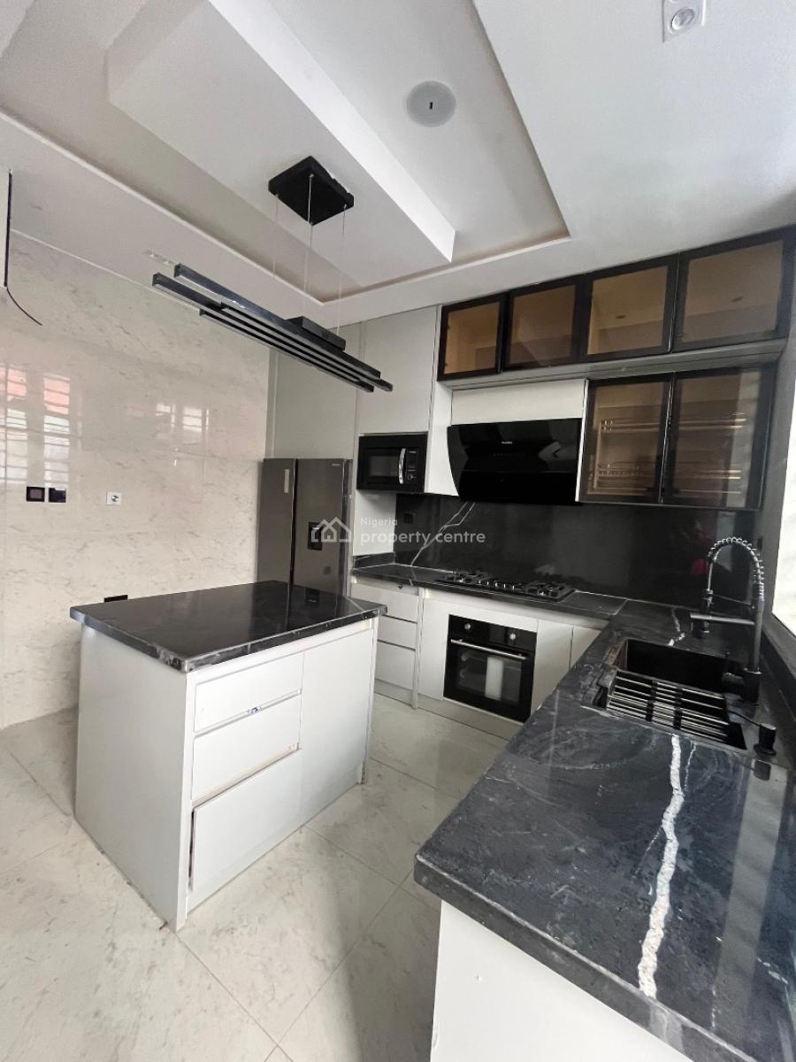 Neatly Built 5 Bedroom Fully Detached Duplex with Bq, Lekki Phase 1, Lekki, Lagos, Detached Duplex for Sale