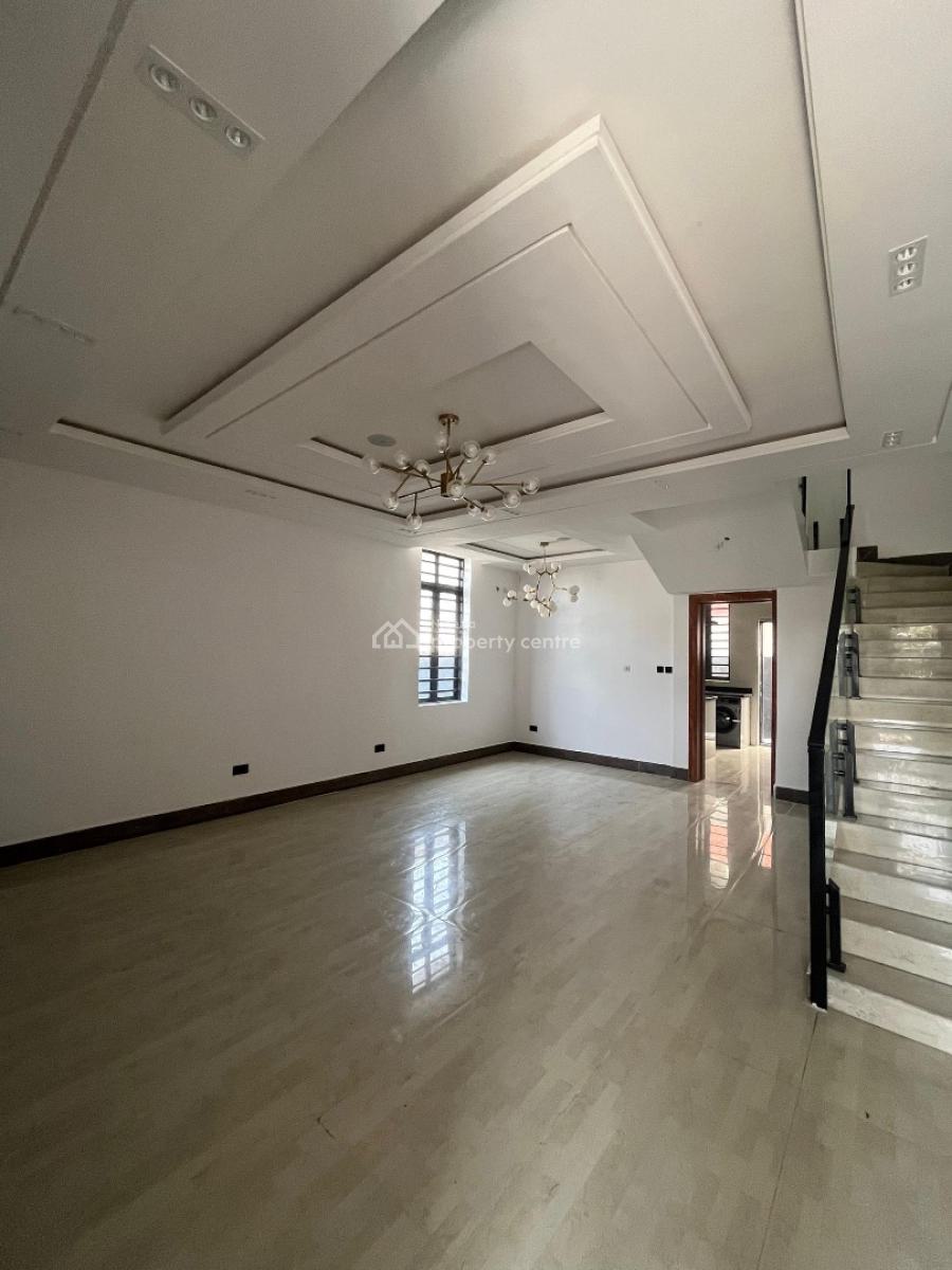 Neatly Built 5 Bedroom Fully Detached Duplex with Bq, Lekki Phase 1, Lekki, Lagos, Detached Duplex for Sale