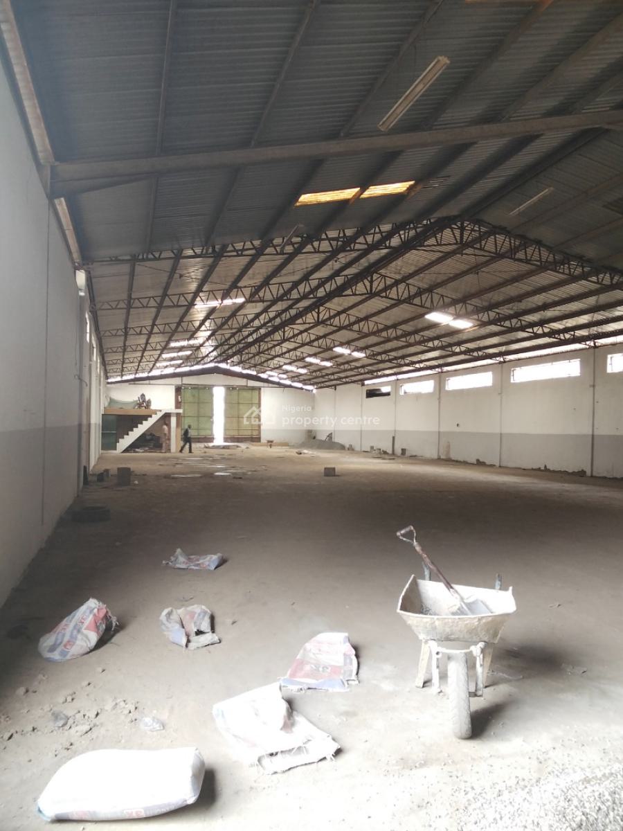 1,250 Sqm Warehouse, By Toyota, Oshodi - Apapa Express, Isolo, Lagos, Warehouse for Rent