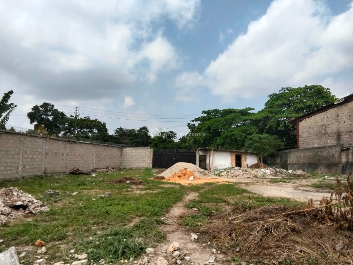 1,250 Sqm Warehouse, By Toyota, Oshodi - Apapa Express, Isolo, Lagos, Warehouse for Rent