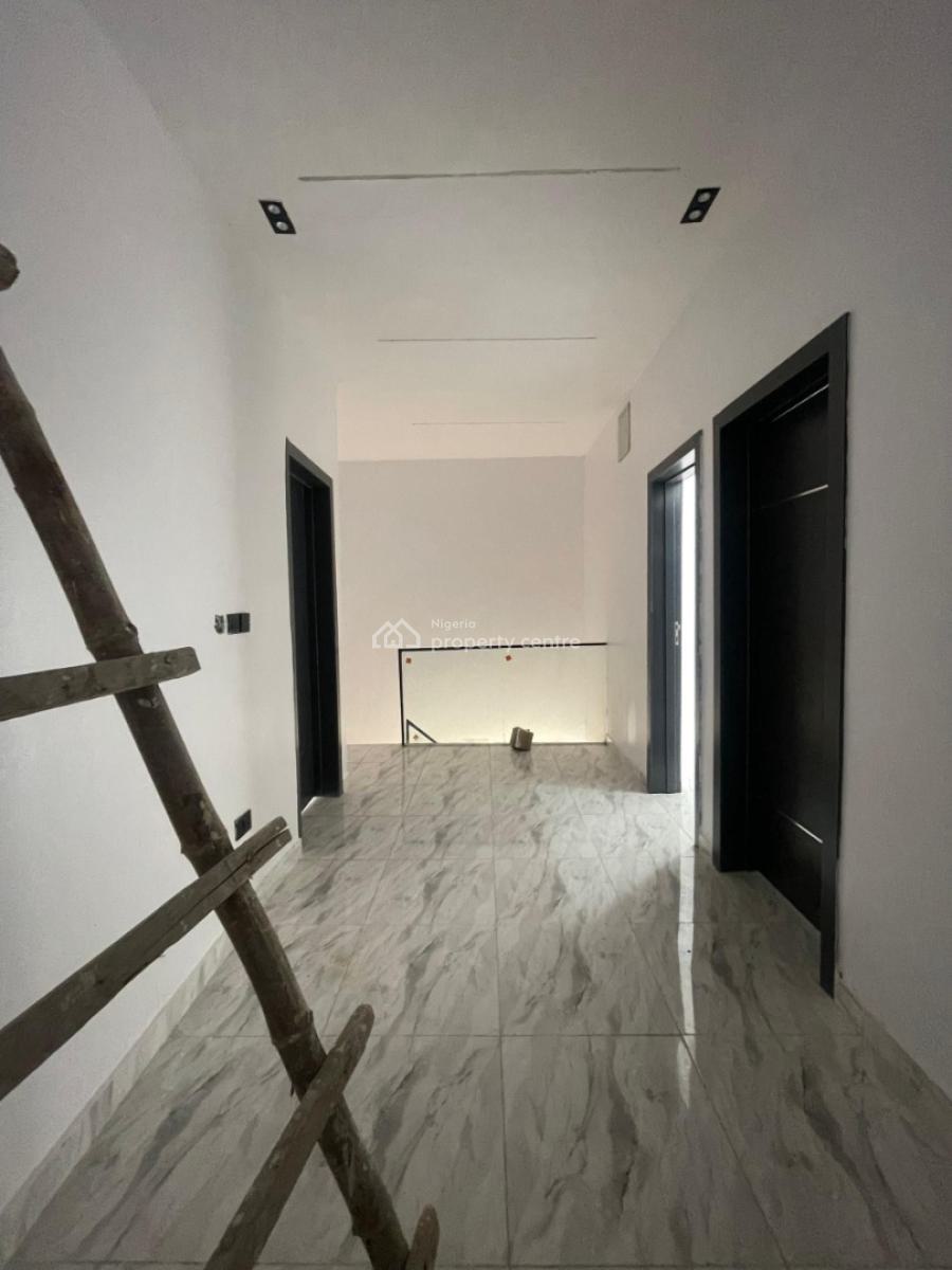 Fantastic 4 Bedroom Terrace Duplex in a Nice Neighbourhood, Ikota, Lekki, Lagos, Terraced Duplex for Sale