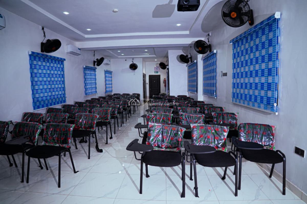 Hall for Training, Church and Meetings, Ikeja Local Government, Ikeja, Lagos, Conference / Meeting / Training Room for Rent