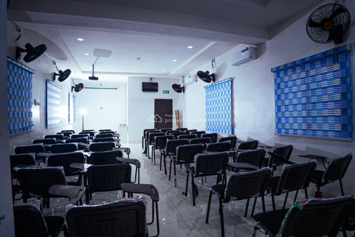 Hall for Training, Church and Meetings, Ikeja Local Government, Ikeja, Lagos, Conference / Meeting / Training Room for Rent