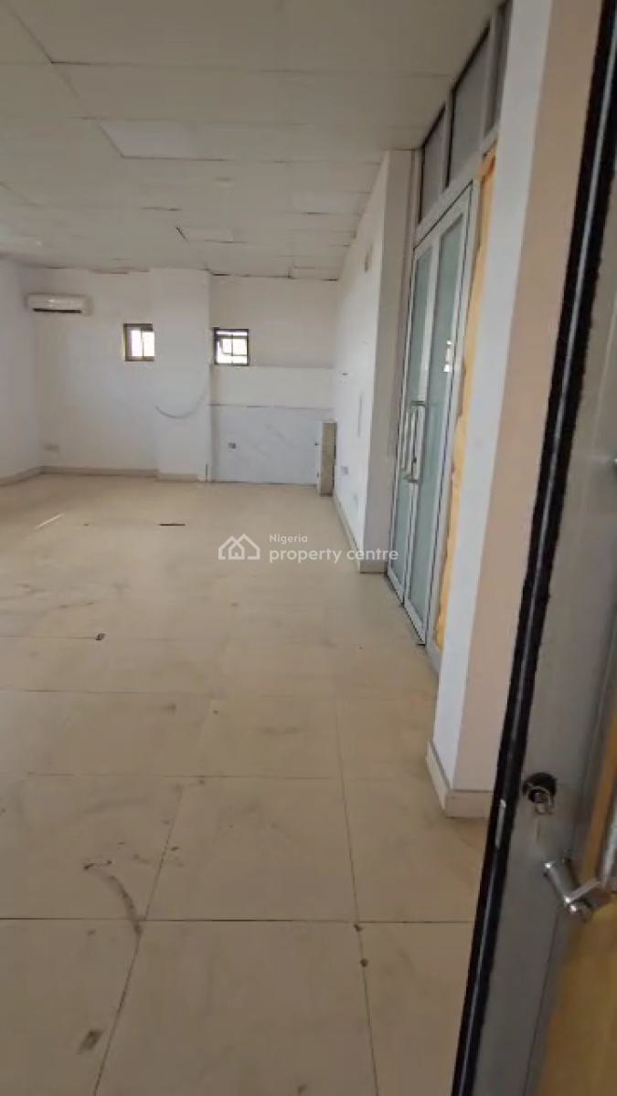 67sqm Open Plan Office Space, Ogudu Road, Ogudu, Lagos, Office Space for Rent
