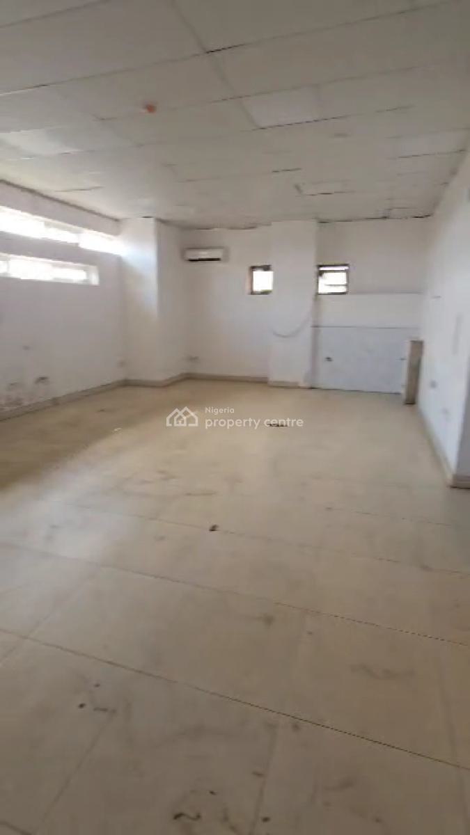 67sqm Open Plan Office Space, Ogudu Road, Ogudu, Lagos, Office Space for Rent