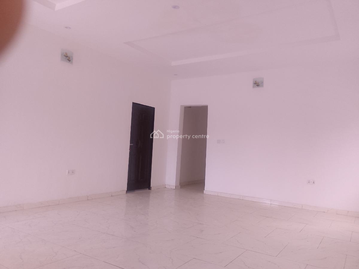 Luxury 3 Bedroom Flat with Excellent Finishing, Awoyaya, Ajah, Lagos, Flat / Apartment for Sale