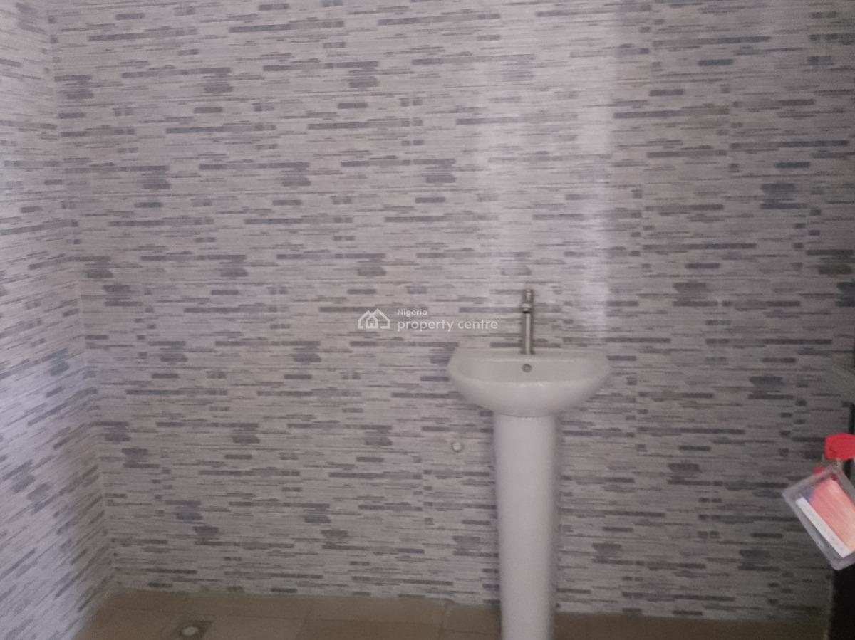 Luxury 3 Bedroom Flat with Excellent Finishing, Awoyaya, Ajah, Lagos, Flat / Apartment for Sale