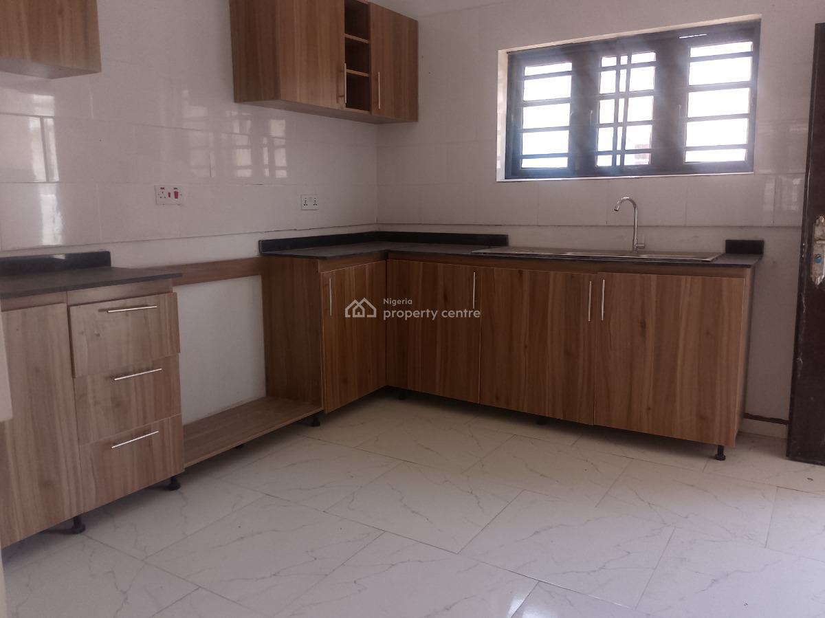 Luxury 3 Bedroom Flat with Excellent Finishing, Awoyaya, Ajah, Lagos, Flat / Apartment for Sale