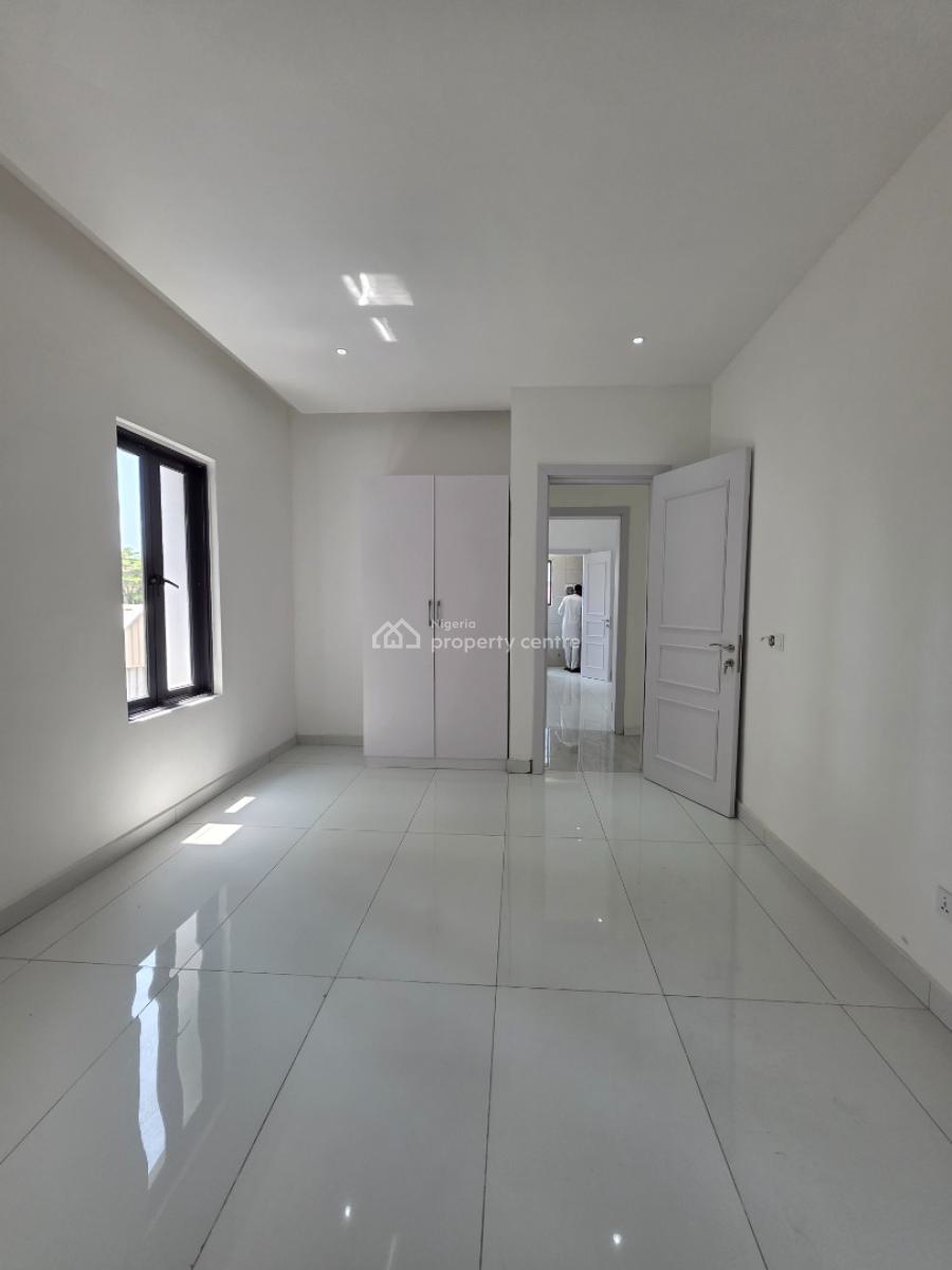 Luxury 2 Bedroom Apartment with Elevator + Swimming Pool, Ikate Elegushi, Lekki, Lagos, Flat / Apartment for Sale