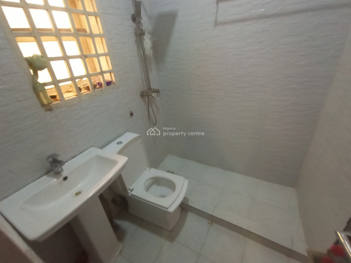 Nicely 3 Bedrooms Terraced Duplex, Naf Valley Estate, Asokoro District, Abuja, House for Rent
