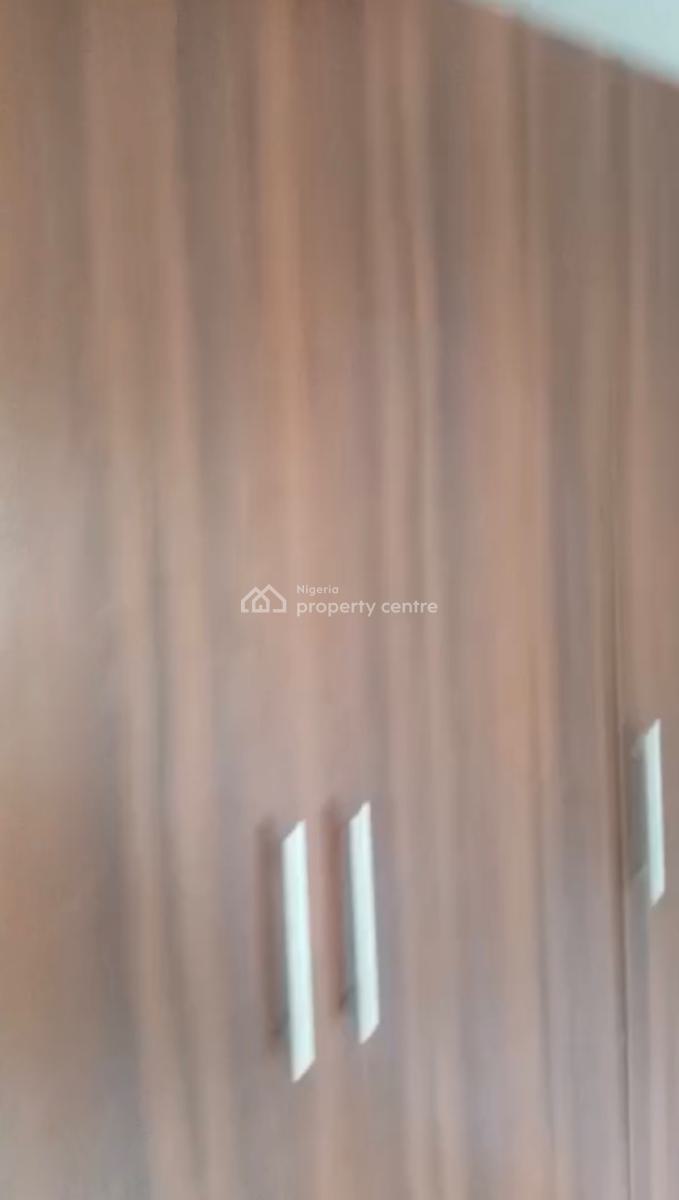2 Bedrooms Apartment, Fara Park, Lekki Expressway, Lekki, Lagos, Flat / Apartment for Rent