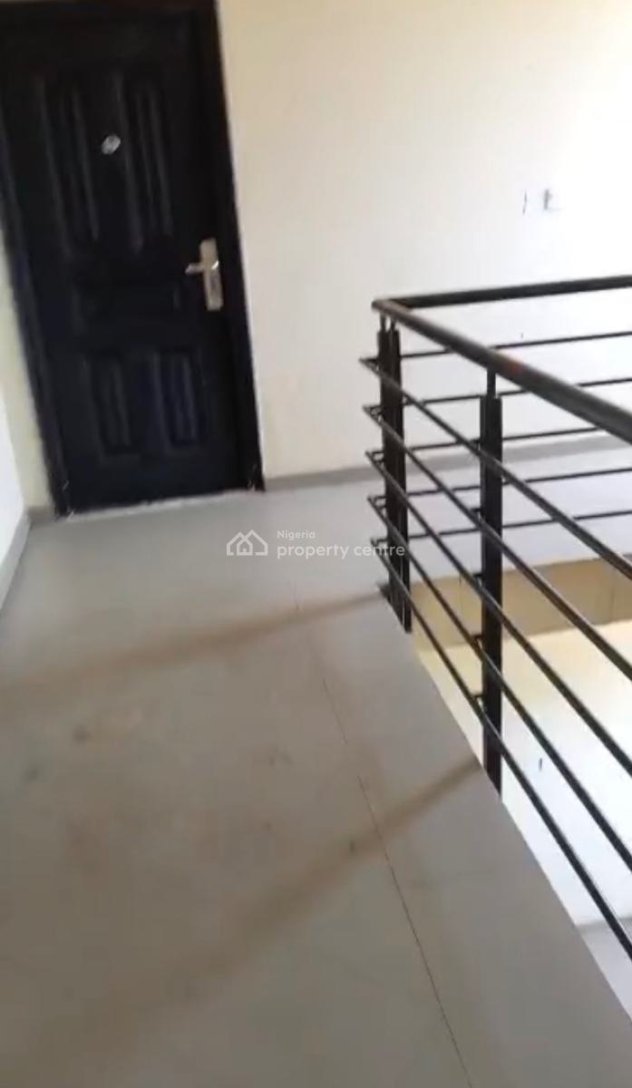 2 Bedrooms Apartment, Fara Park, Lekki Expressway, Lekki, Lagos, Flat / Apartment for Rent