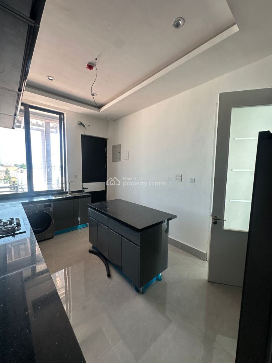 Newly Built, Luxury 3 Bedrooms Serviced Apartment on The 3rd Floor, Lekki Phase 1, Lekki, Lagos, Flat / Apartment for Rent