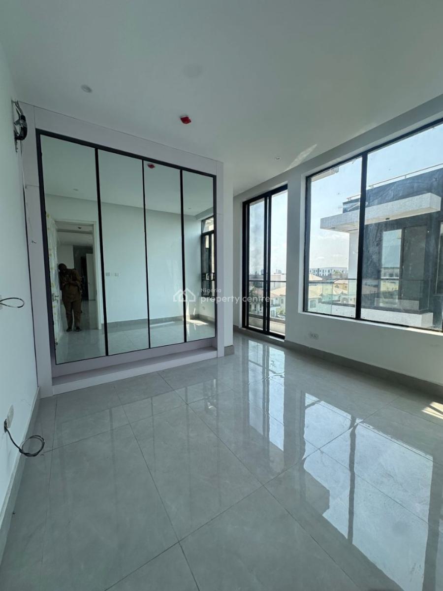 Newly Built, Luxury 3 Bedrooms Serviced Apartment on The 3rd Floor, Lekki Phase 1, Lekki, Lagos, Flat / Apartment for Rent