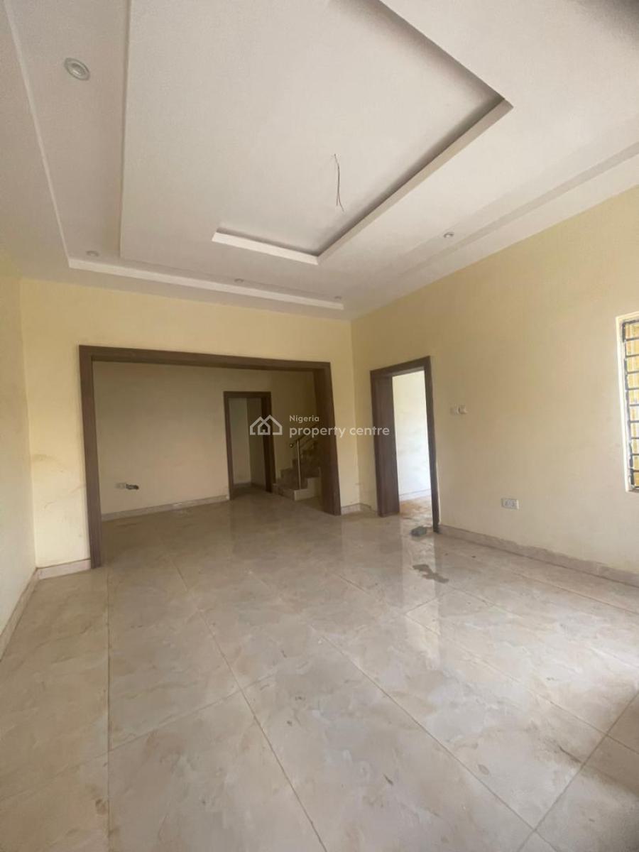 a Very Good Spacious 4-bedroom Terrace Duplex + 1 Bq, Gwarinpa, Abuja, Terraced Duplex for Rent