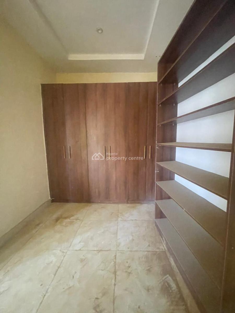 a Very Good Spacious 4-bedroom Terrace Duplex + 1 Bq, Gwarinpa, Abuja, Terraced Duplex for Rent